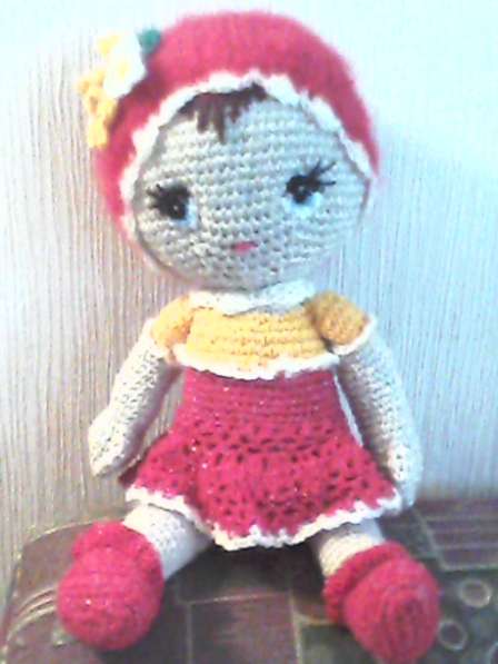 Кукла вязаная игрушка