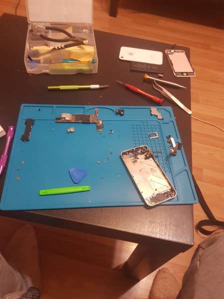Ремонт телефонов iPhone