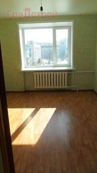 Продам трехкомнатную квартиру в Вологда.Жилая площадь 76,30 кв.м.Этаж 5.Дом кирпичный.