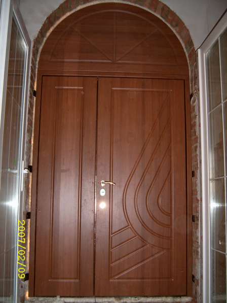 Металлические двери, решетки, ворота и другие металлоконст в фото 10