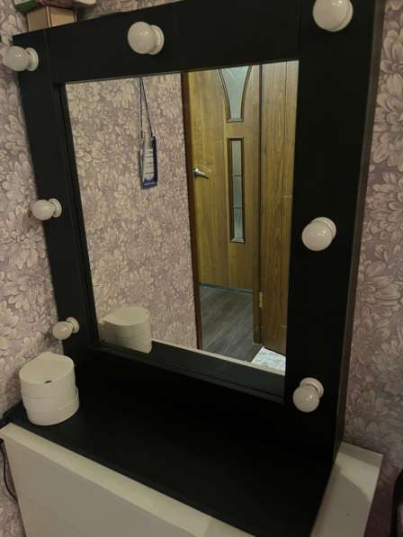 Гримерное зеркало в Комсомольске-на-Амуре