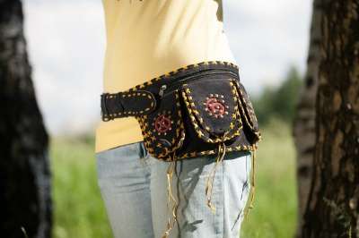 поясную сумку