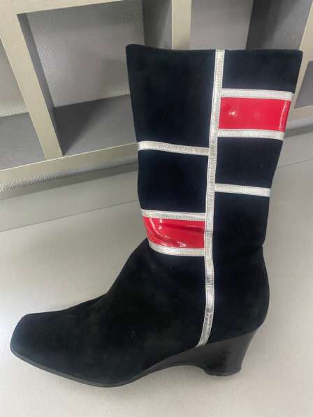 Продам женскую обувь