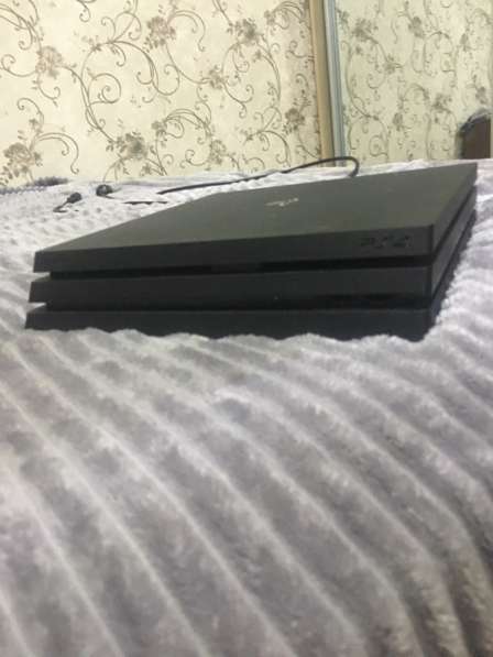 Playstation 4 pro 1tb