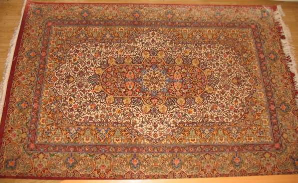 Понимающим отдам почти даром шелковые турецкие ковры