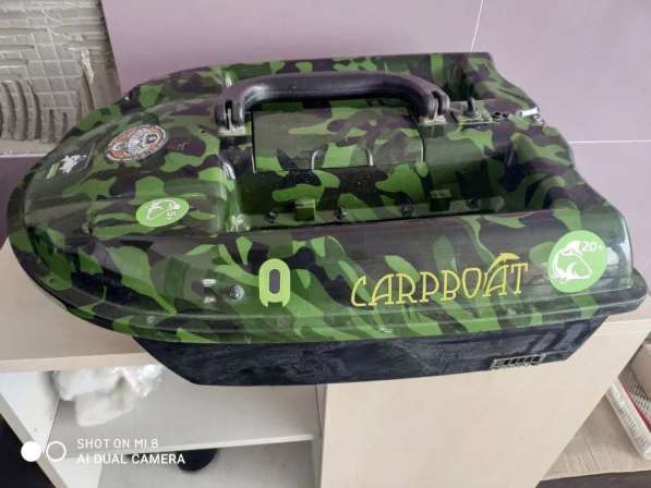 Кораблик для прикормки CarpBoat Camo + Эхолот в Красноярске фото 3