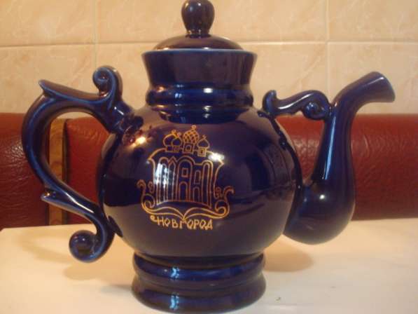 Чайник из синего кобальта с позолотой «Новгород». ВИНТАЖ