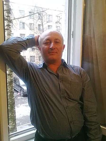 Гурам, 54 года, хочет пообщаться в Санкт-Петербурге