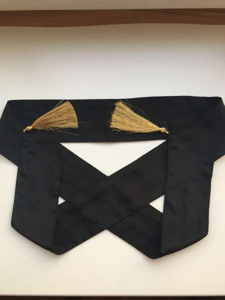 Пояс лента ткань черный кисти золото аксессуар ремень стиль