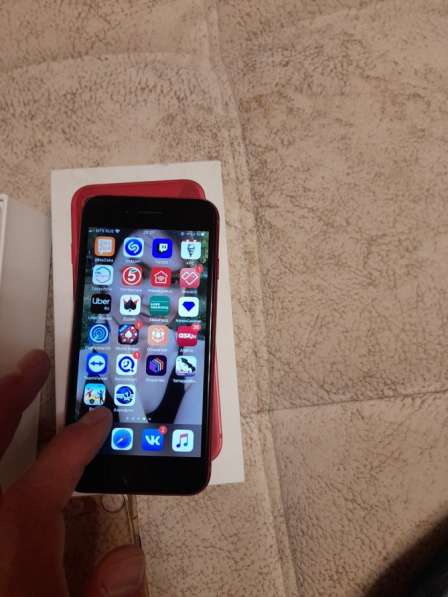 Телефон iPhone 8 64 gb red в Оренбурге фото 7