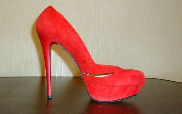 Туфли женские замшевые красные, размер 40-41