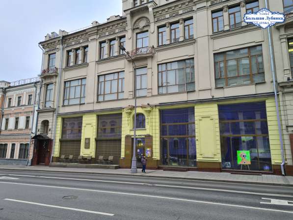 We offer premises for a bank, restaurant or office в Москве