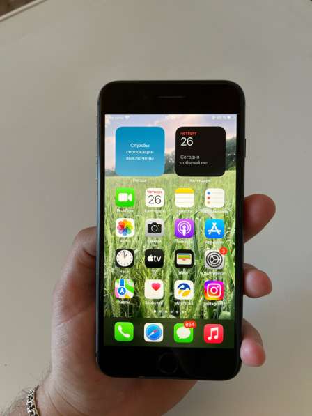 Продам iPhone 8plus 64gb