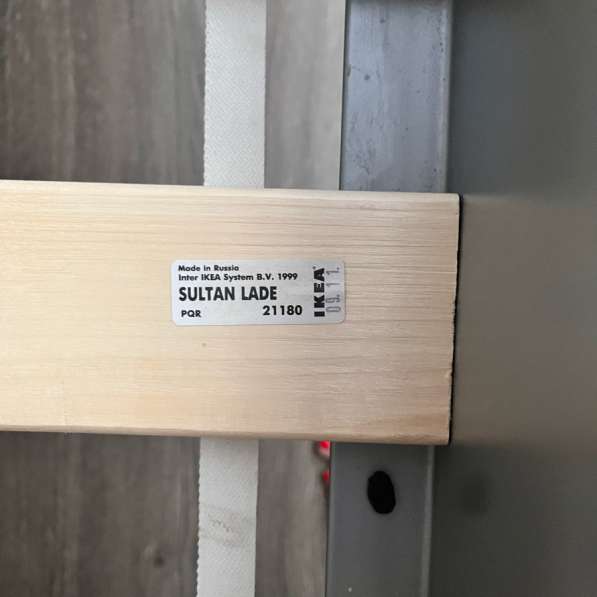 Кровать IKEA с матрасом в Выксе