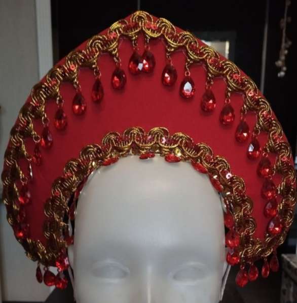 Продаётся кокошник