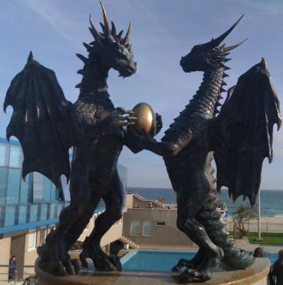 Скульптура "Влюбленные драконы&qu
