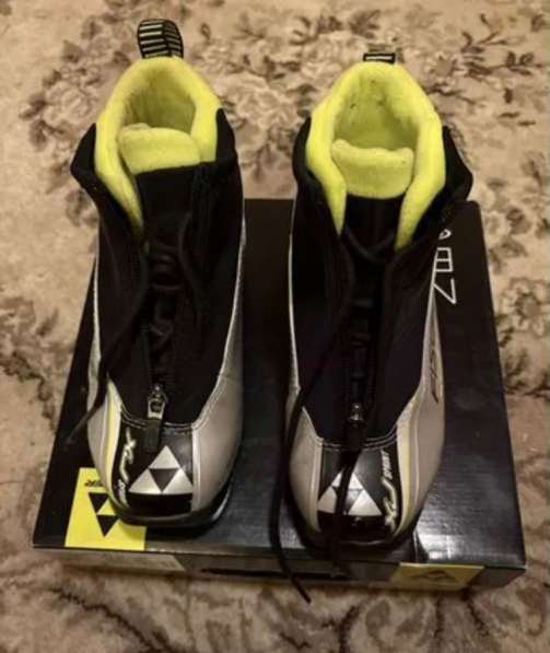 Детские лыжные ботинки Fischer