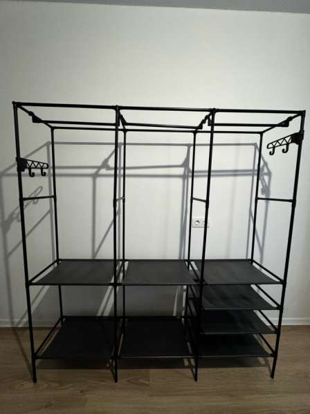 Вешалка в прихожую с обувницей