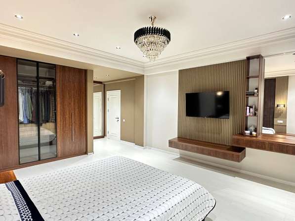 Новостройка 3 ком 130 м. кв