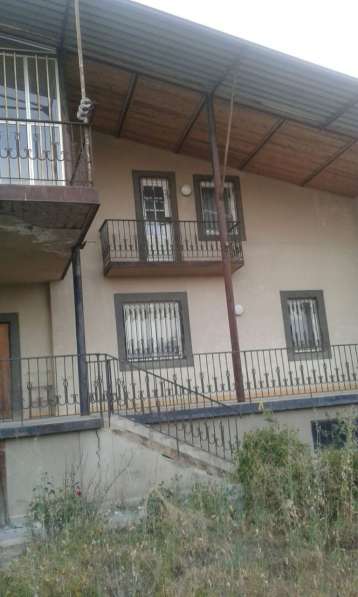 Дом 9 км от Еревана в фото 10