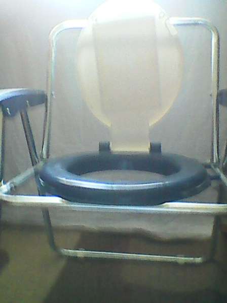 Санитарный стул Стул туалетный в 
