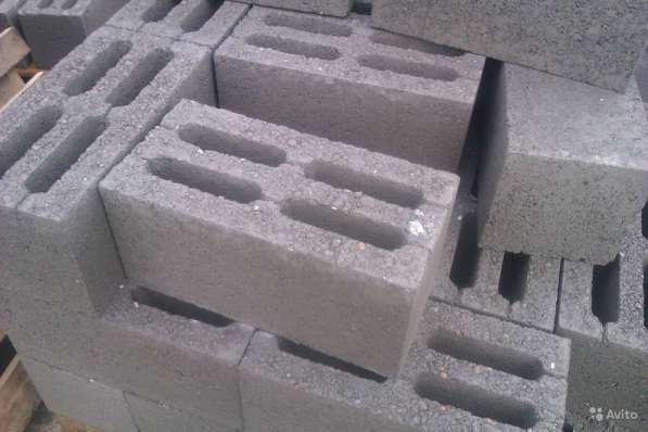 Керамзитоблок, Шлакоблок