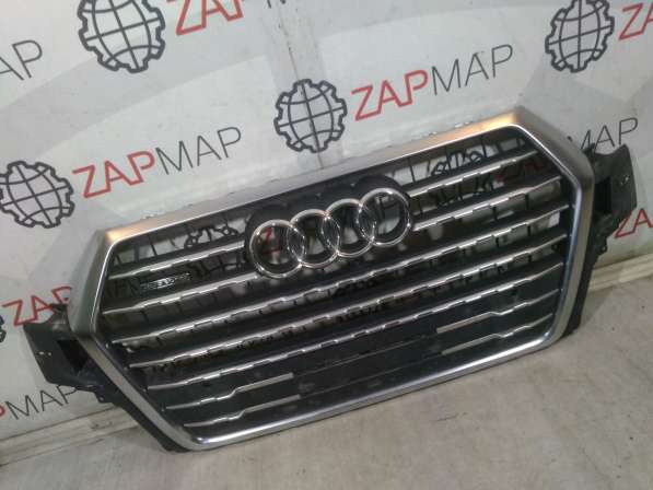 Решетка радиатора Audi Q7 4M в фото 5