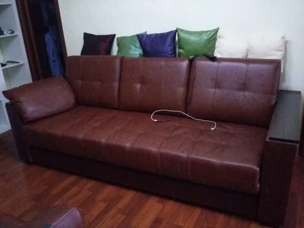 Натур. кожа. Цвет темно-коричневый. кресло+диван в Перми фото 3