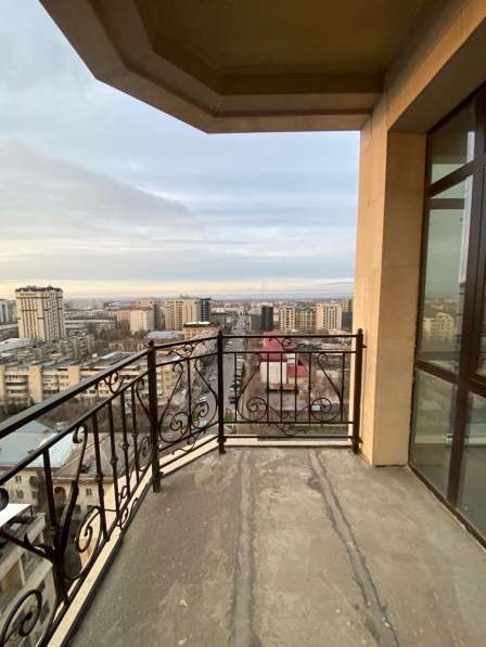 Продаю 5-комнатную квартиру, 217 m2, ул. Орозбекова 21 д в фото 16
