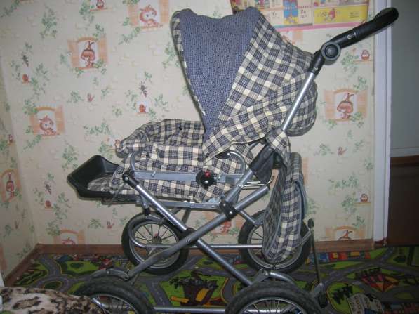 Продается детская коляска в Северодвинске