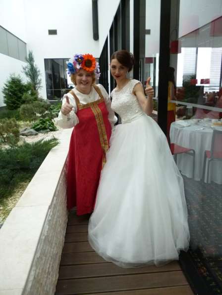 Ведущая на свадьбу, ведущая на выпускной, шоу пузырей в Екатеринбурге