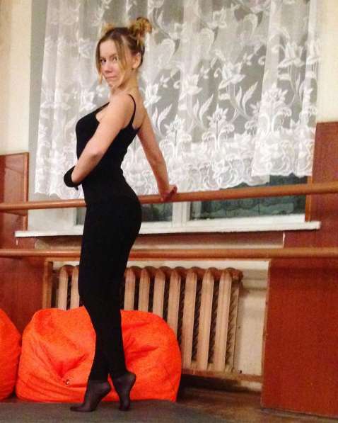 Ди-джей, вокалист, танцовщица, мс, фотограф в Москве фото 5