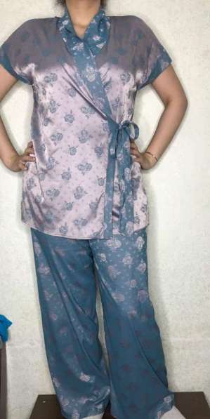 Костюм женский