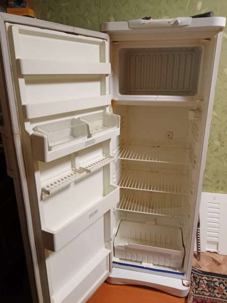 Продам хороший холодильник Стинол в рабочем состоянии в Курске