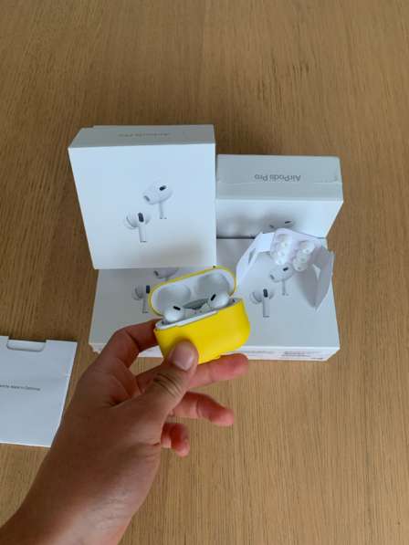 Наушники AirPods Pro 2
