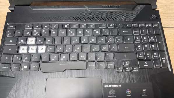 Гравировка клавиатур, ноутбуков, MacBook в Люберцы фото 4