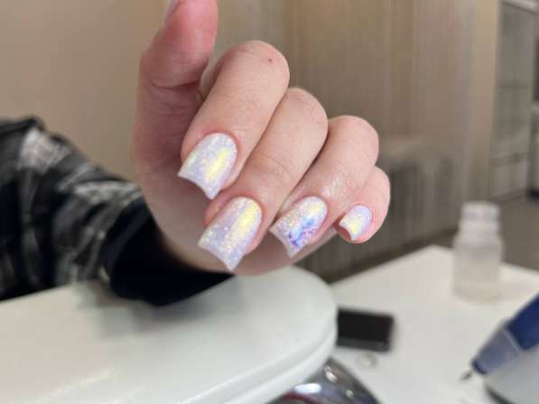 Маникюр в Москве