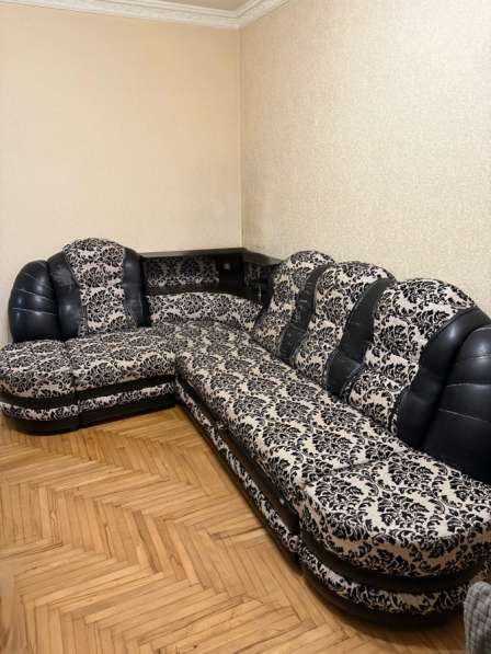 Диван с креслом