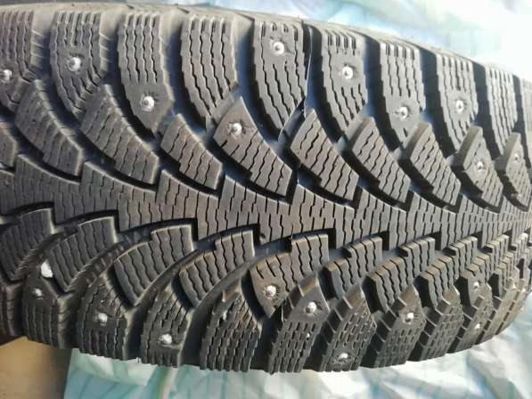 Продам шипованные шины 215x65-16 в Волгограде фото 6