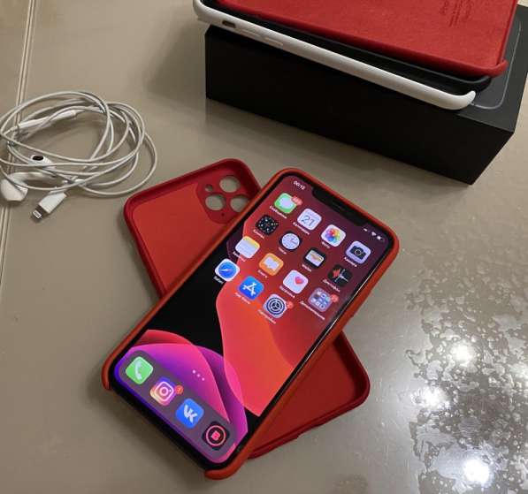 IPhone 11 Pro Max 64gb в Москве фото 8