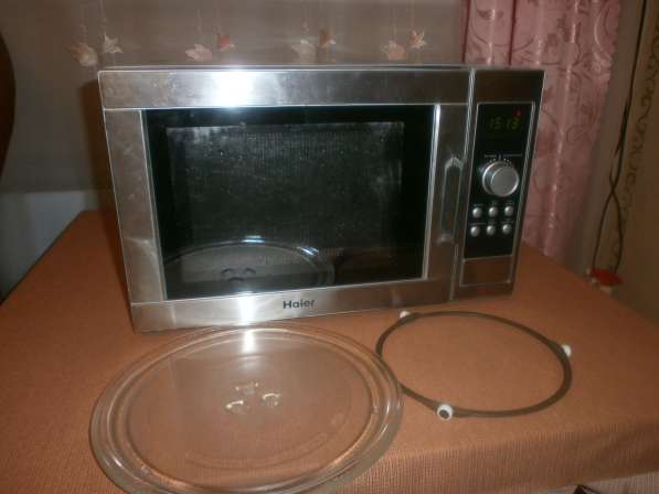 Продам Микроволновую печь (Гриль). г. Киселёвск