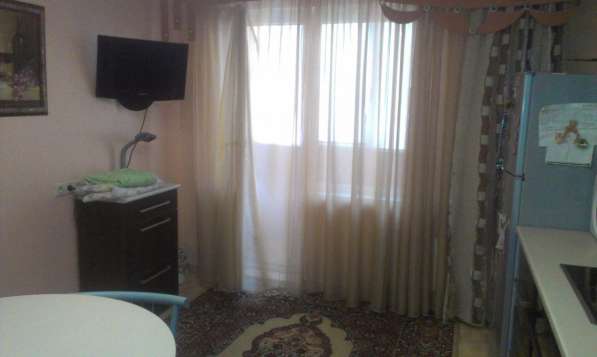 Сдаю 2-х комнатную квартиру с мебелью и техникой 24.5 т. р в Краснодаре фото 3