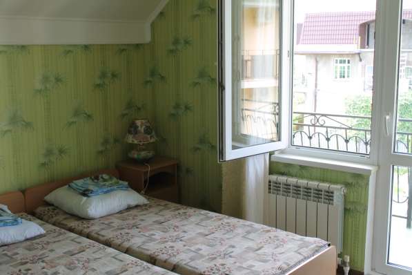 Посуточная аренда 2-3 - местных номеров в Лазаревской в Сочи фото 7
