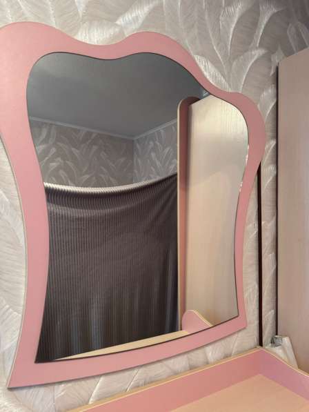 Детская фигурная мебель в нежно-розовом цвете