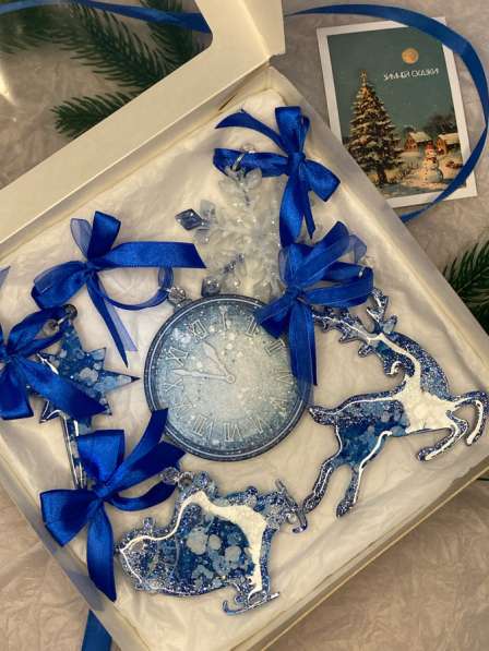 Ёлочные игрушки из эпоксидной смолы в Томске фото 3