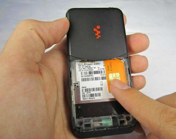 Sony Ericsson W580i (оригинал. комплект) в Москве