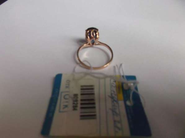 Золотое новое кольцо с натуральным сапфиром в Москве