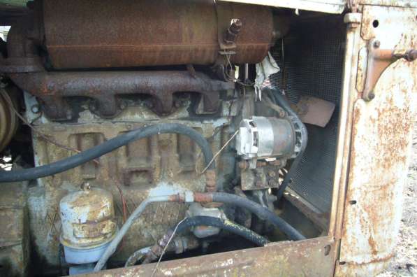 Гусеничный трактор Т-74 в фото 8