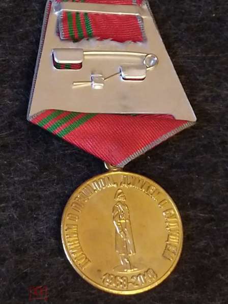Медаль 50 лет роте почётного караула город герой Волгоград в Москве