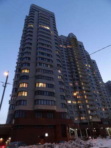 Продам многомнатную квартиру в Москве. Жилая площадь 277,30 кв.м. Этаж 14. Дом монолитный. 